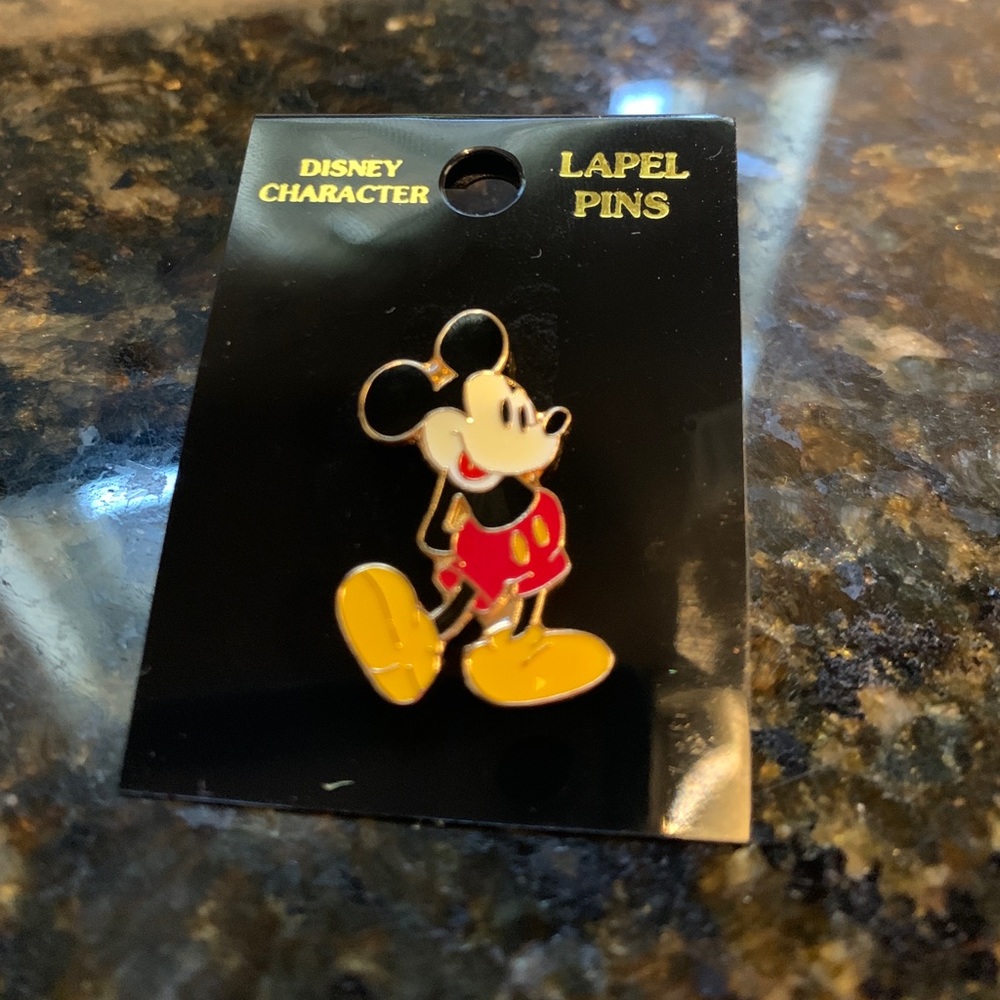 2001 vintage Disney pin